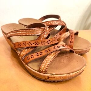 SKECHERS Luxe Foam Wedge Strappy Slip On Sandals 9